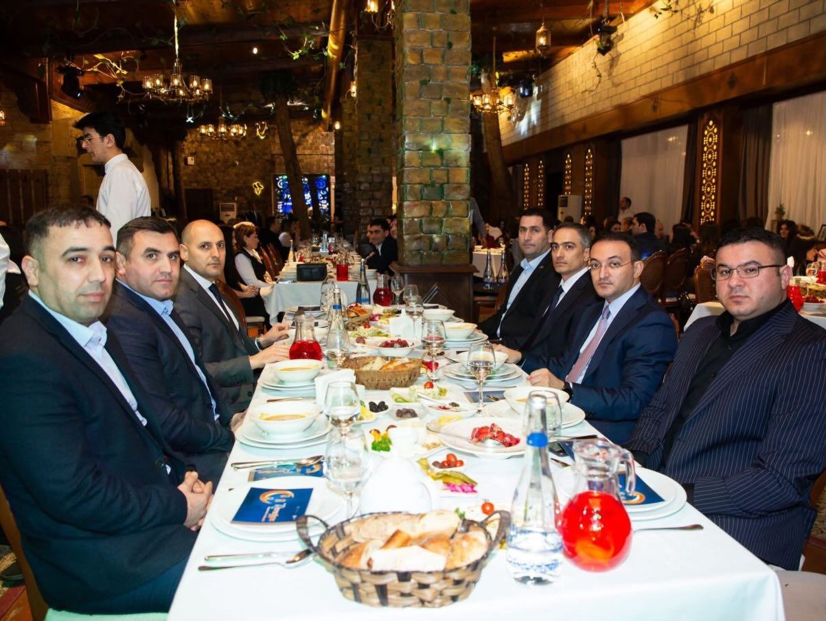 ADİİXİ Hİ Respublika Birliyi Dövlət Agentliyinin 420 əməkdaşı üçün iftar süfrəsi təşkil edib