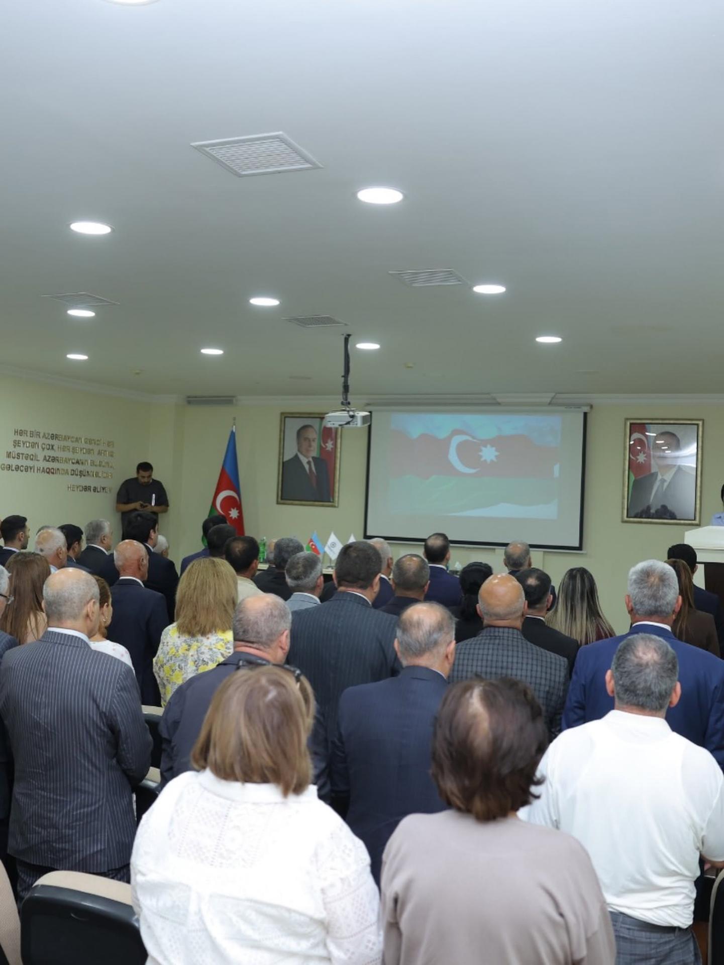 Şirvan şəhərində zona üzrə Həmkarlar İttifaqı təşkilatlarının üzvləri ilə görüş keçirilib